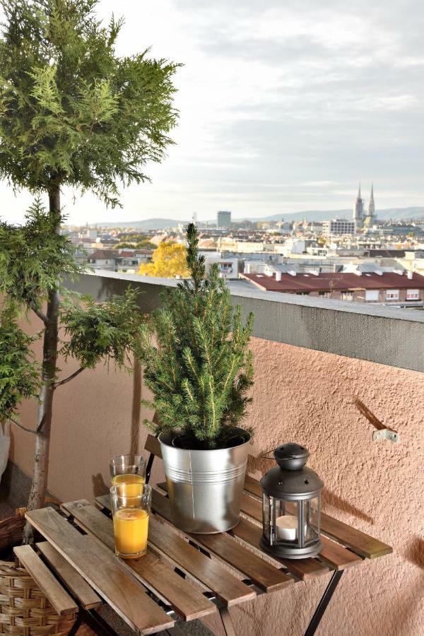 Apartment Myhome Zagreb